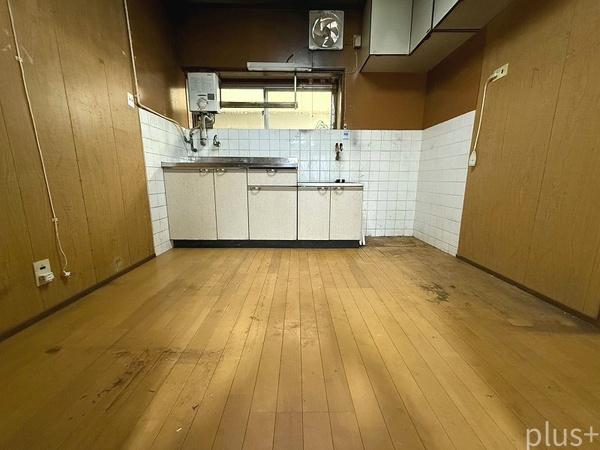 京都市右京区太秦開日町の中古一戸建て