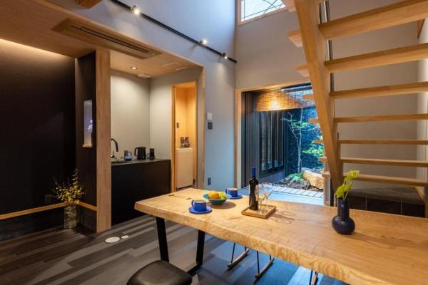 中京区聚楽廻西町　中古テラス