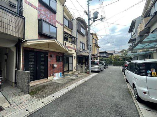 京都市右京区太秦海正寺町の中古一戸建て