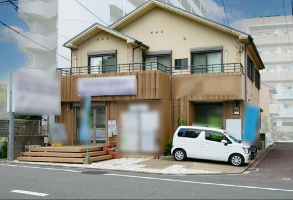 右京区山ノ内西八反田町　店舗付中古戸建