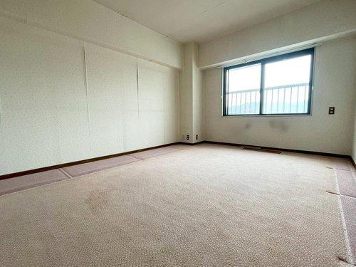 嵐山ロイアルハイツ3号棟