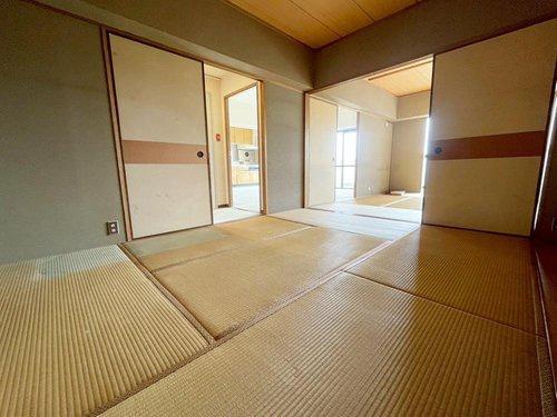 嵐山ロイアルハイツ3号棟