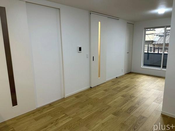 右京区常盤窪町 新築戸建(リビング)