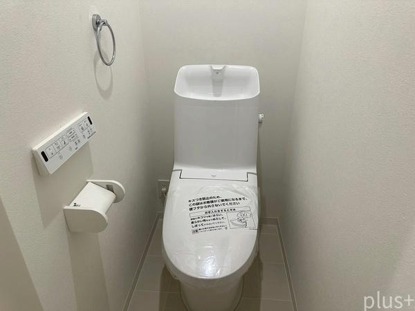 右京区常盤窪町 新築戸建(トイレ)