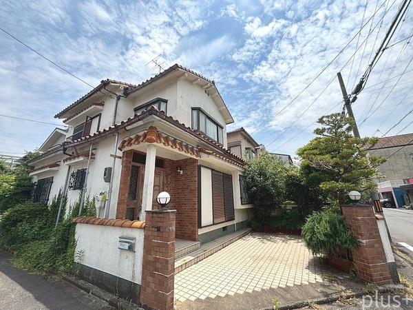 玄琢北東町の角家