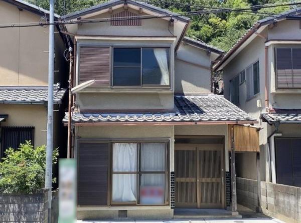 京都市右京区鳴滝藤ノ木町の中古一戸建て