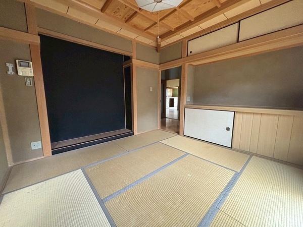 京都市右京区嵯峨鳥居本化野町の中古一戸建て