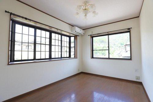 京都市右京区鳴滝般若寺町の中古一戸建て