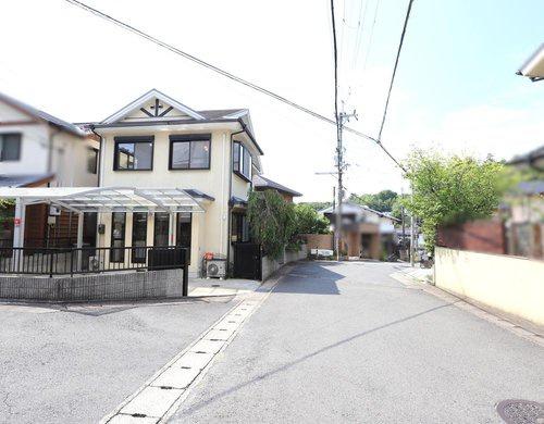 京都市右京区鳴滝般若寺町の中古一戸建て