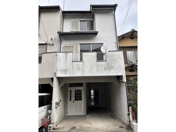 右京区鳴滝川西町　中古戸建