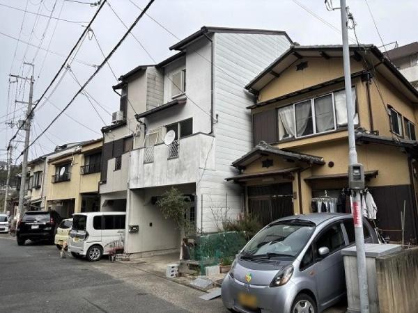 京都市右京区鳴滝川西町の中古一戸建て
