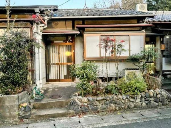 右京区宇多野御池町　中古テラス8戸