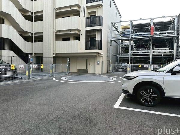 ローレルコート京都北野(駐車場)