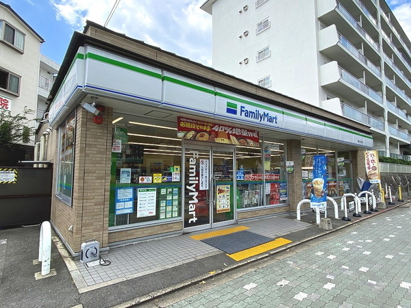 紫野スカイハイツ(ファミリーマート佛教大学前店)