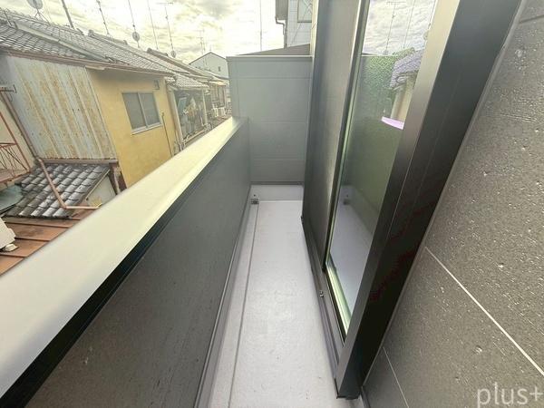 右京区梅津開キ町 新築戸建(バルコニー)