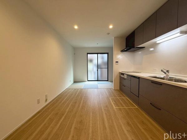 右京区梅津開キ町 新築戸建(リビング)