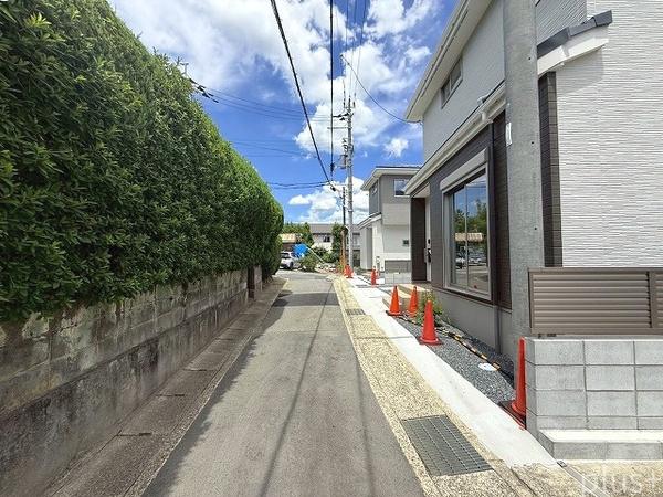 北区大宮薬師山東町2号地 新築戸建(前面道路含む現地写真)