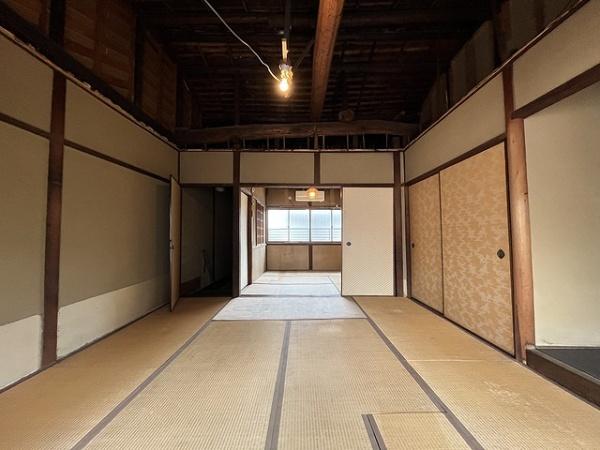 北区小山下総門町　中古テラス