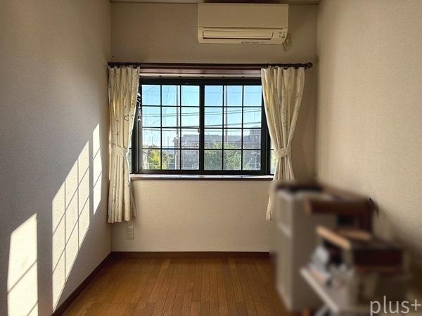 京都市右京区常盤草木町の中古一戸建て(洋室)