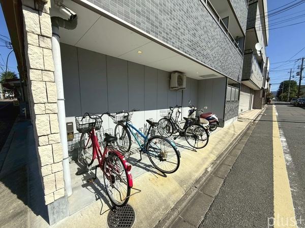 中京区西ノ京南上合町　一棟マンション