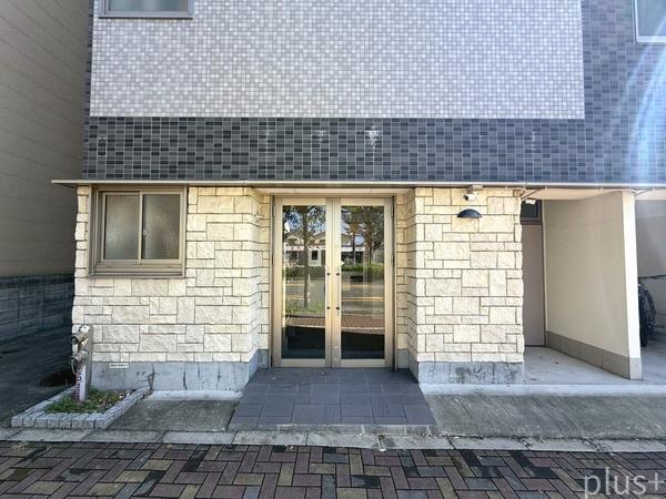 中京区西ノ京南上合町　一棟マンション