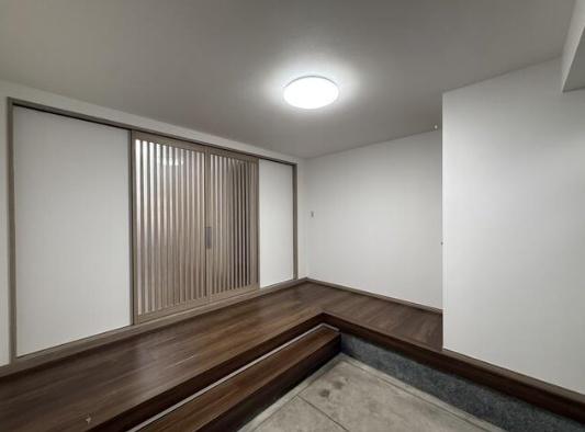 京都市上京区馬喰町の中古一戸建て(玄関)