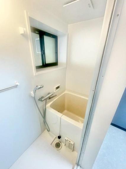 京都市右京区梅津罧原町の中古一戸建て(バス)