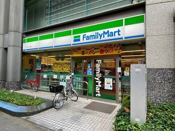 アベニール三条油小路(ファミリーマート烏丸六角店)