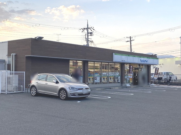 京都市右京区太秦森ケ前町の中古一戸建て(ファミリーマート太秦森ケ東町店)