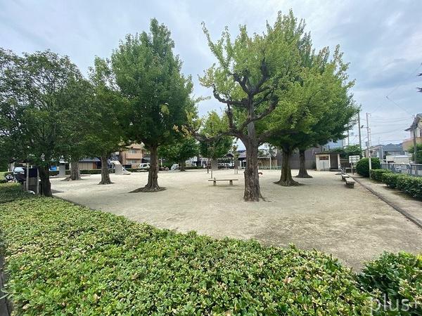 京都市右京区龍安寺池ノ下町の中古一戸建て(一条町公園)