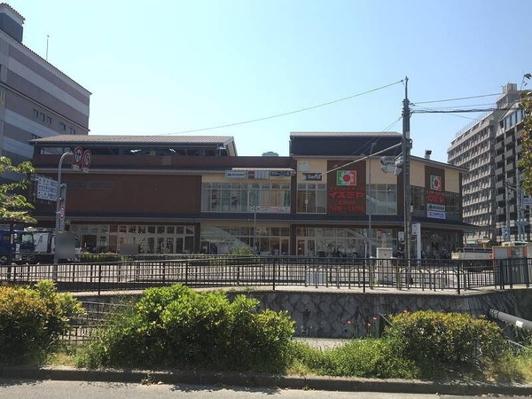 京都市上京区主税町の中古一戸建て(デイリーカナートイズミヤ堀川丸太町店)