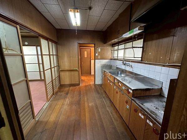 中京区西ノ京中御門東町　中古テラス