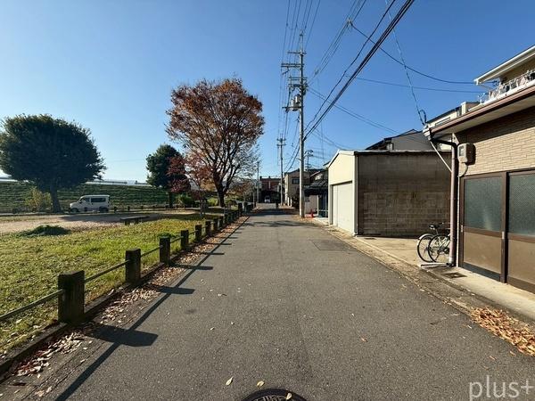 京都市右京区梅津堤下町の土地