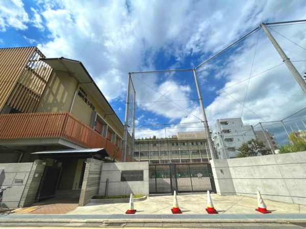 ローレルコート京都御所東(京都市立御所東小学校)