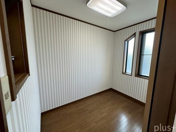 京都市中京区西ノ京南大炊御門町の中古一戸建て