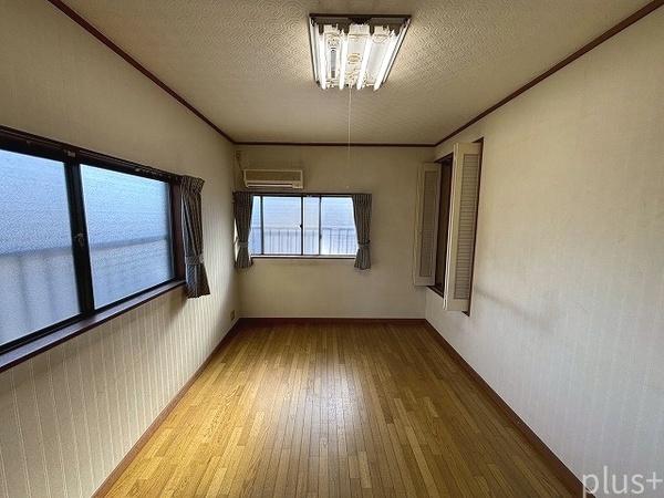 京都市右京区花園岡ノ本町の中古一戸建て