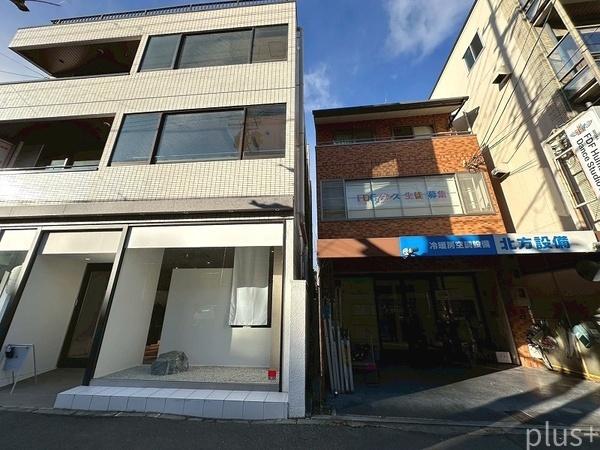北区衣笠東御所ノ内町　店舗付住宅