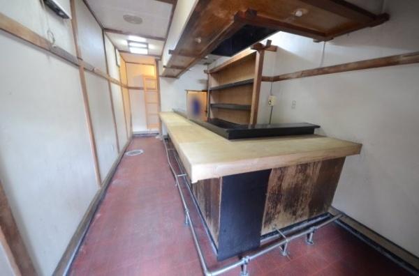 北区小山東元町　店舗付中古戸建