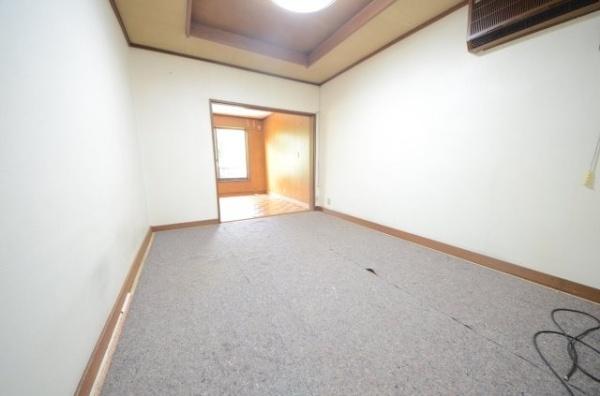 北区小山東元町　店舗付中古戸建