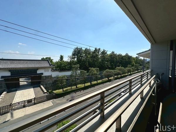 グランブルー二条城北