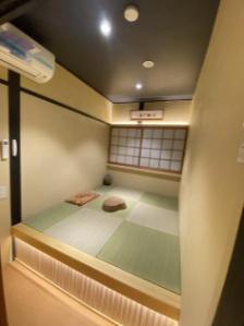 上京区中務町　中古テラス