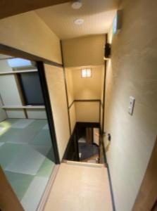 上京区中務町　中古テラス