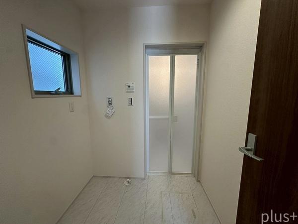 右京区常盤草木町　新築戸建