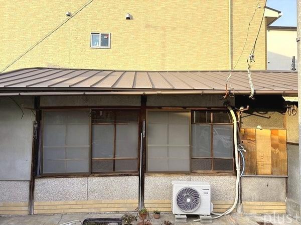 道正町　路地奥のひらや
