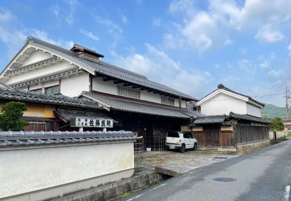 亀岡市吉川町吉田上河原の中古一戸建て(佐藤医院)
