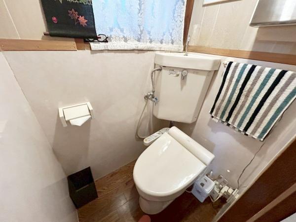 右京区嵯峨野開町　店舗付中古戸建