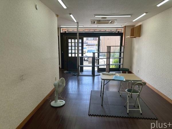 北区紫竹下緑町　店舗付戸建