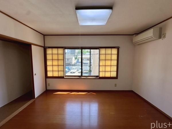 北区紫竹下緑町　店舗付戸建