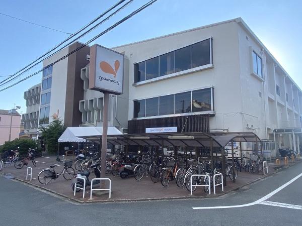 京都市北区紫竹上竹殿町の土地(グルメシティ北山店)
