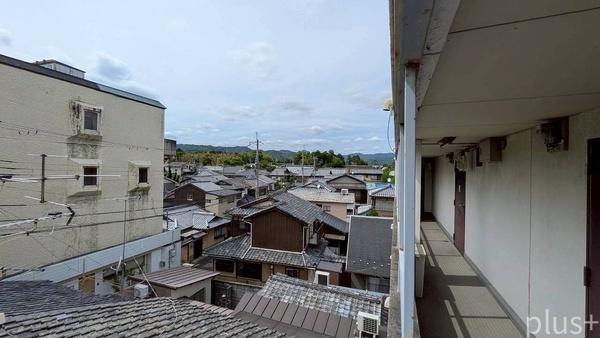 北区紫野上築山町　一棟マンション
